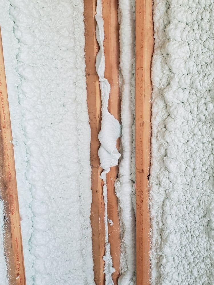 expandable spray foam insulation